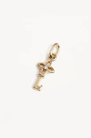 Key to My Heart Pendant | Gold