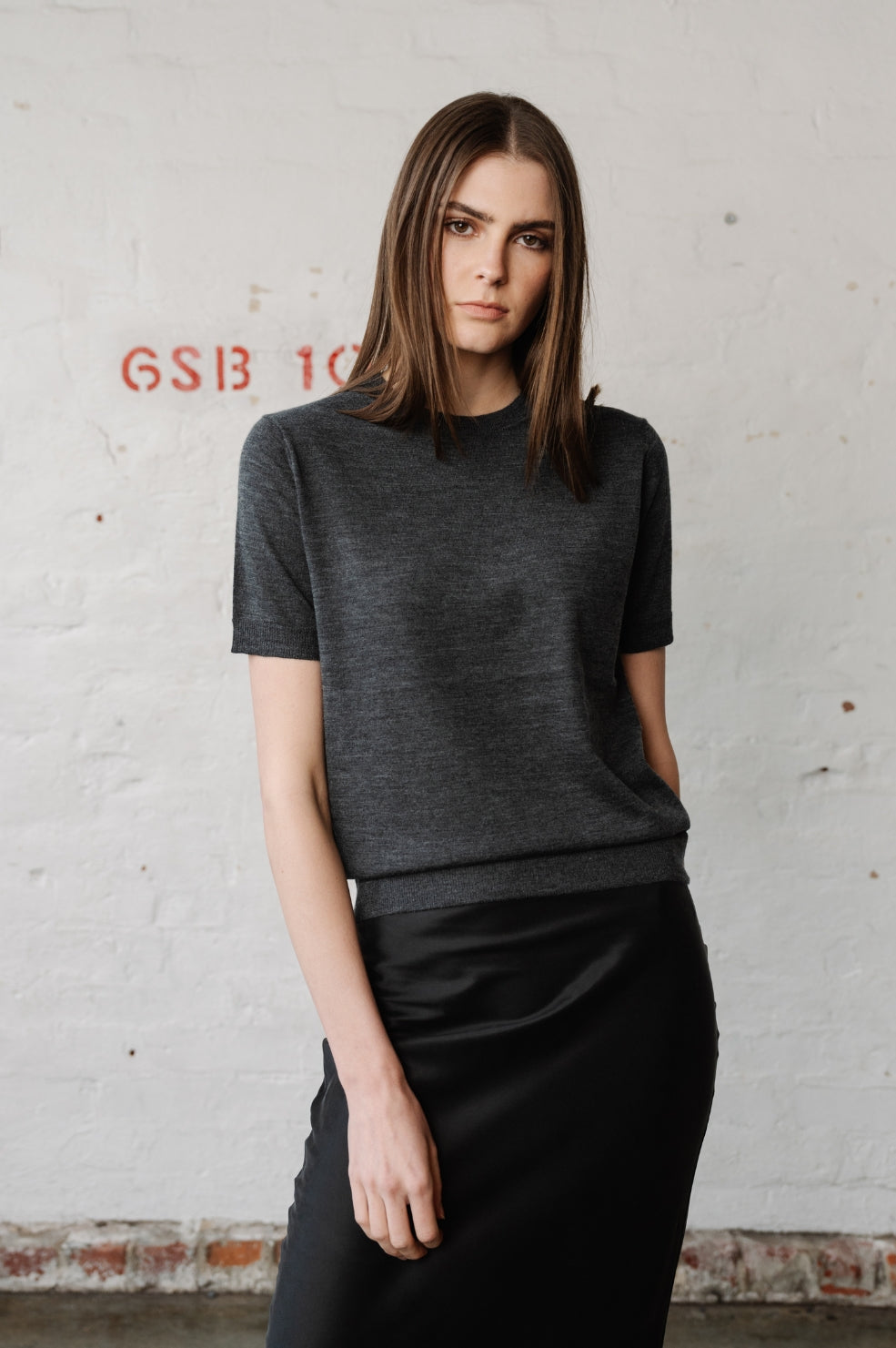 Leila S/S Sweater | Charcoal